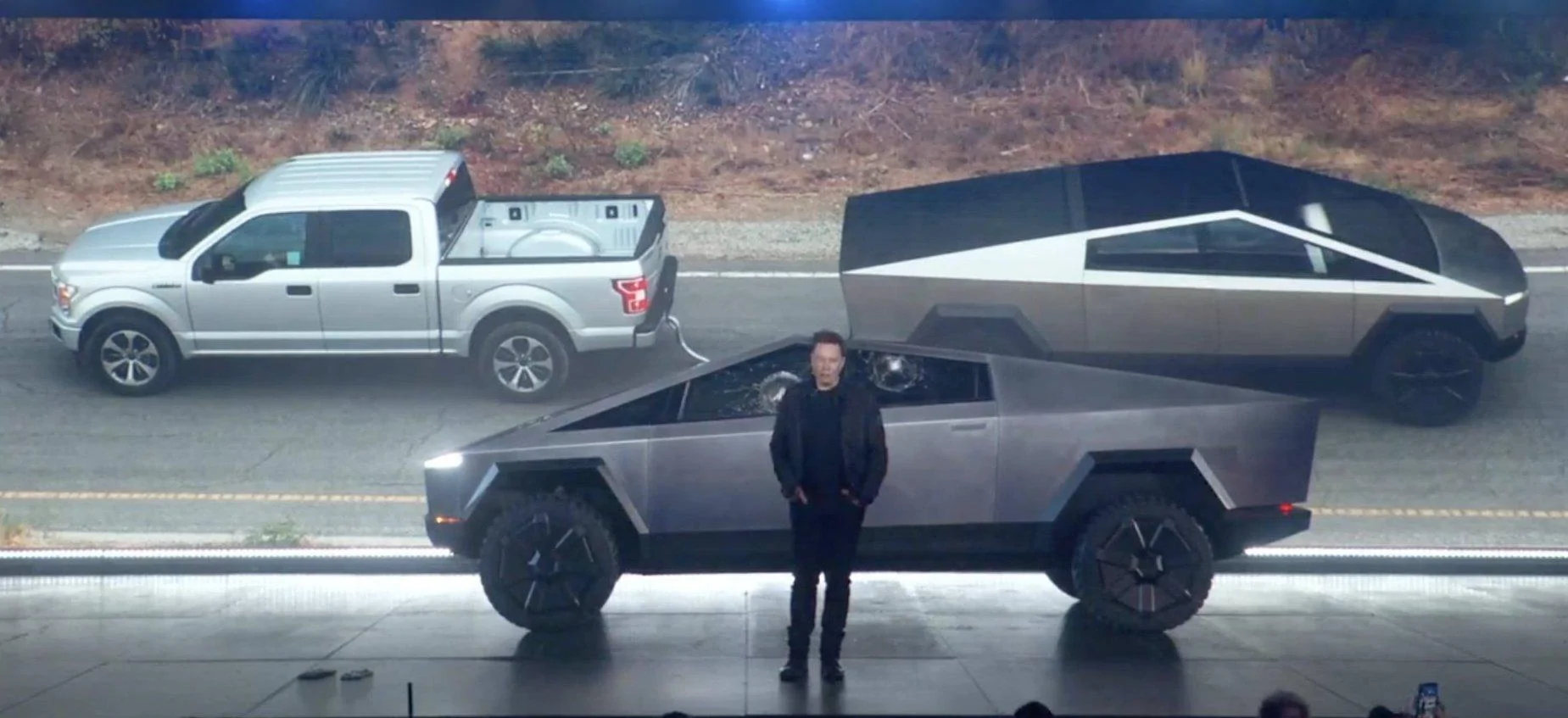 Tesla Cybertruck Cybertruck vs F-150 Visual Size Cybertruck vs F-150