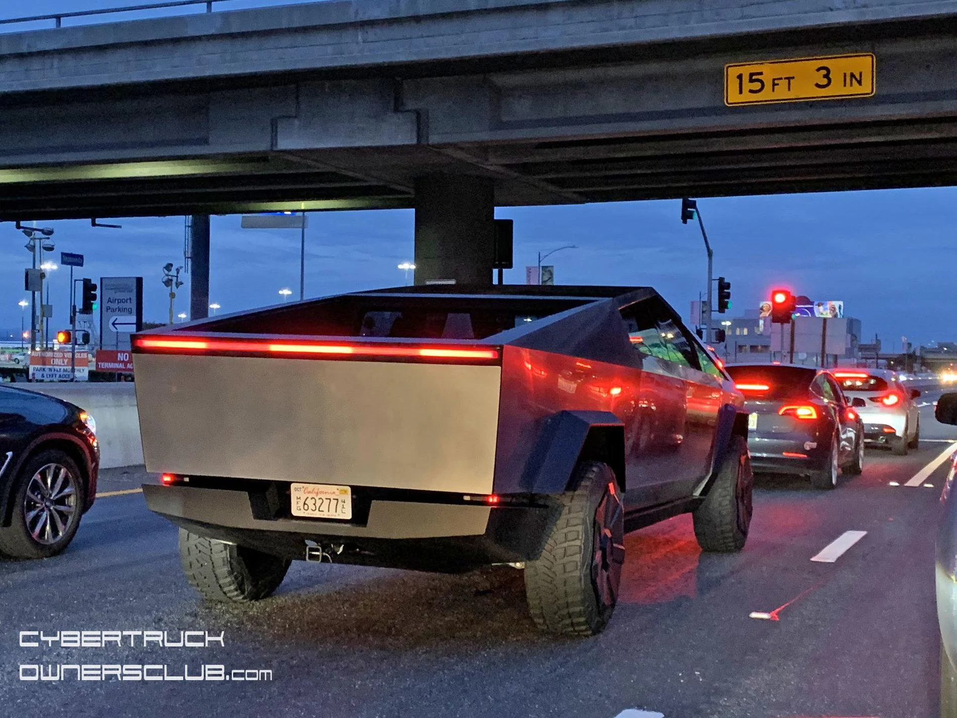 Tesla Cybertruck Cybertruck Spotted Testing Tonight in LA! [Updated With Video] Cybertruck Driving Testing LAX