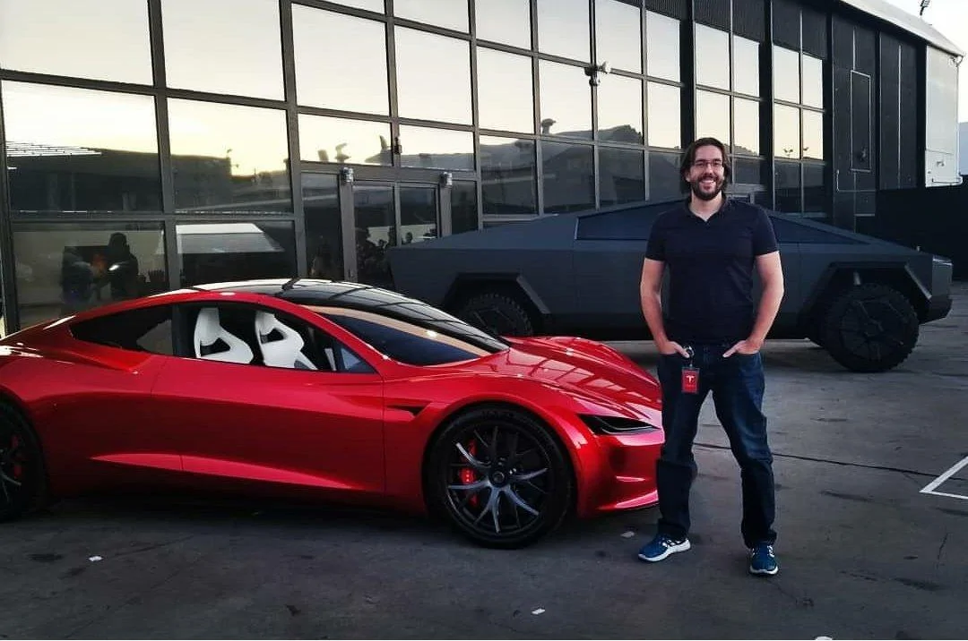 Tesla Cybertruck Matte Black / Gray Cybertruck Spotted at Tesla Design Studio? matte-black-gray-tesla-cybertruck