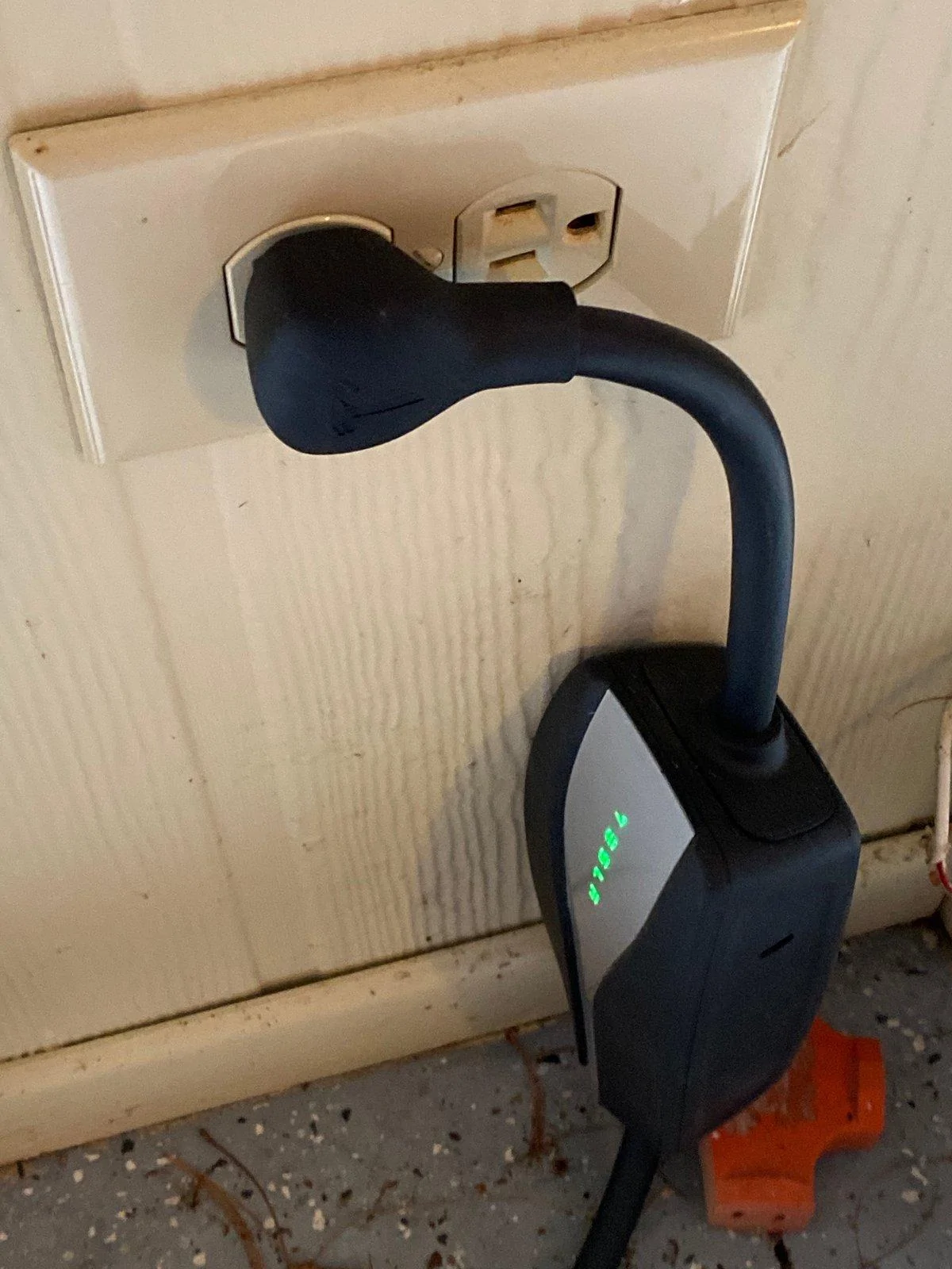 Tesla Cybertruck Charging options while camping IMG_9226