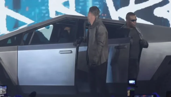 Tesla Cybertruck "Tesla Cybertruck" look alike makes live appearance at Esports event CT