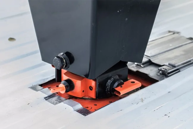 Tesla Cybertruck Introducing the Patented Cyber Hitch, full motion 5th Wheel Hitch for the Cybertruck Cyber-hitch-locked-to-plat