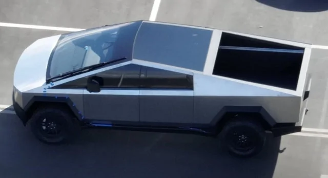 Tesla Cybertruck ? [Update: NOT Production Wiper] New Cybertruck design spied! Shortened front, no door handles, side mirrors, curved windshield glass! [Dec. 10] FB9584AE-AD33-4445-B66D-C5B758E5B891