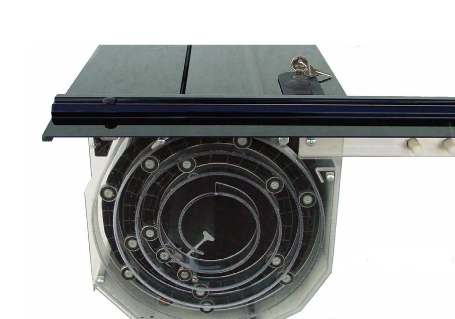 Tesla Cybertruck Why rolling vault cover should be replaced by rigid sliding vault cover. Optionally made of cold-rolled 30x stainless steel. RETRAX3