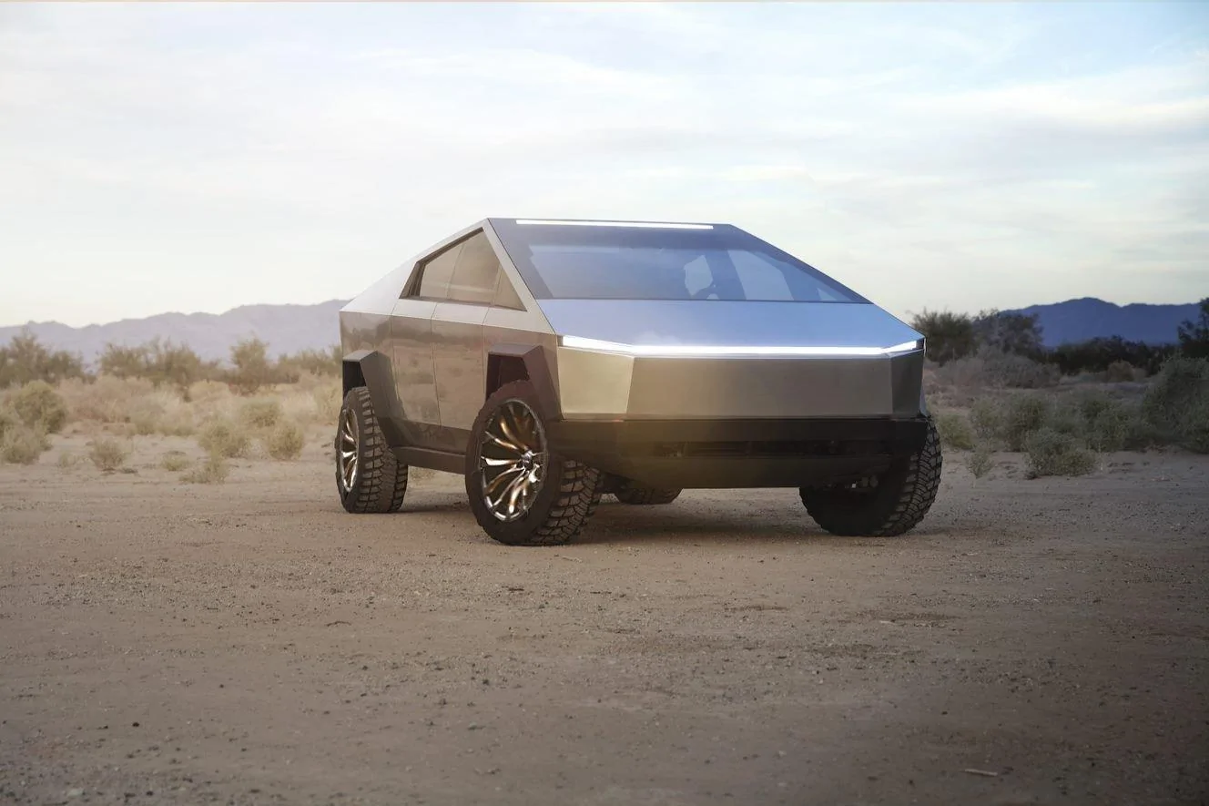Tesla Cybertruck Would Cybertruck Look Good with Chrome Wheels / Rims - Scale Preview frontquartrims
