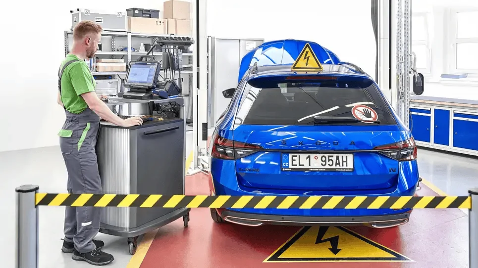Tesla Cybertruck Škoda Says Mileage Won't Affect Maintenance And Service Intervals When Electric Cars Take Over 1642468102083