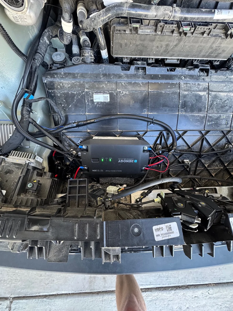 Tesla Cybertruck Starlink/antenna wires, how do you keep them safe? IMG_6041