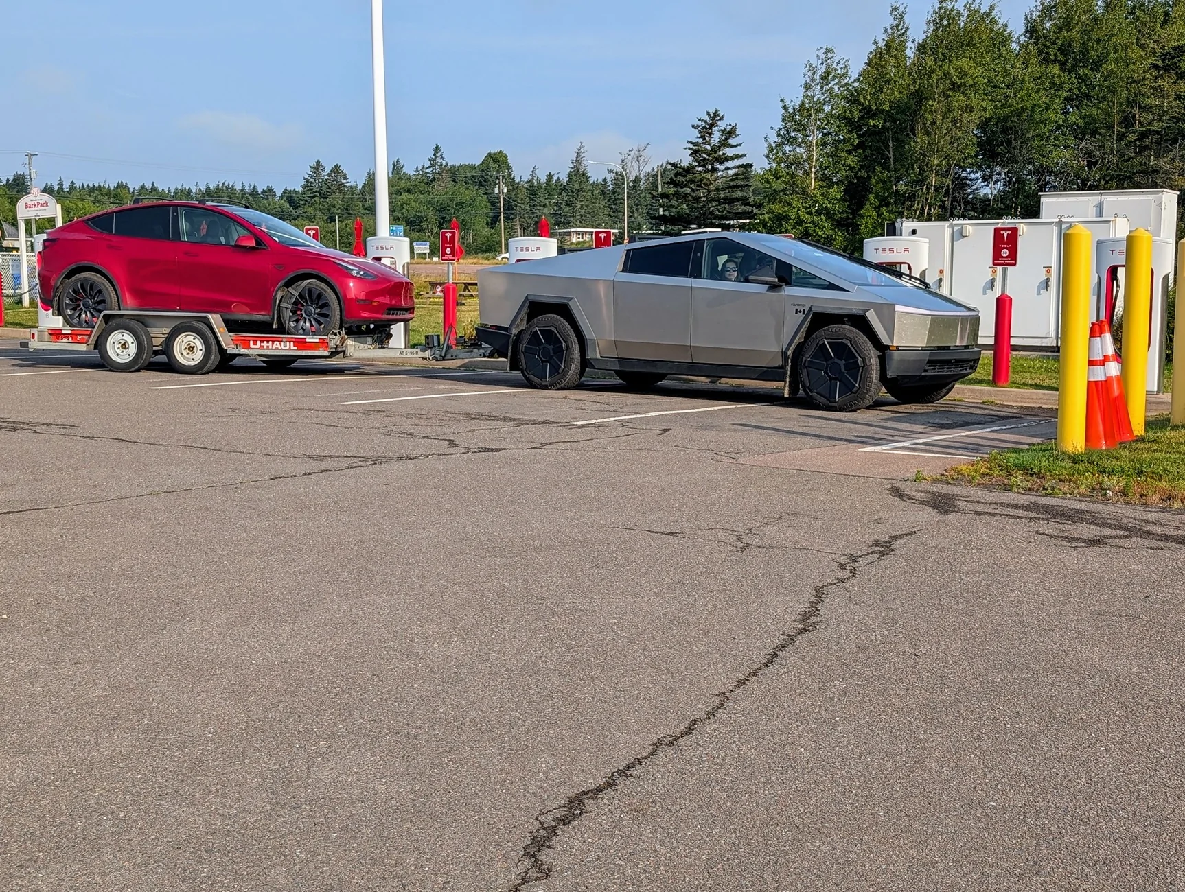 Tesla Cybertruck Cybertruck and U-Haul Car Hauler Towing MYP PXL_20250730_112856847~2