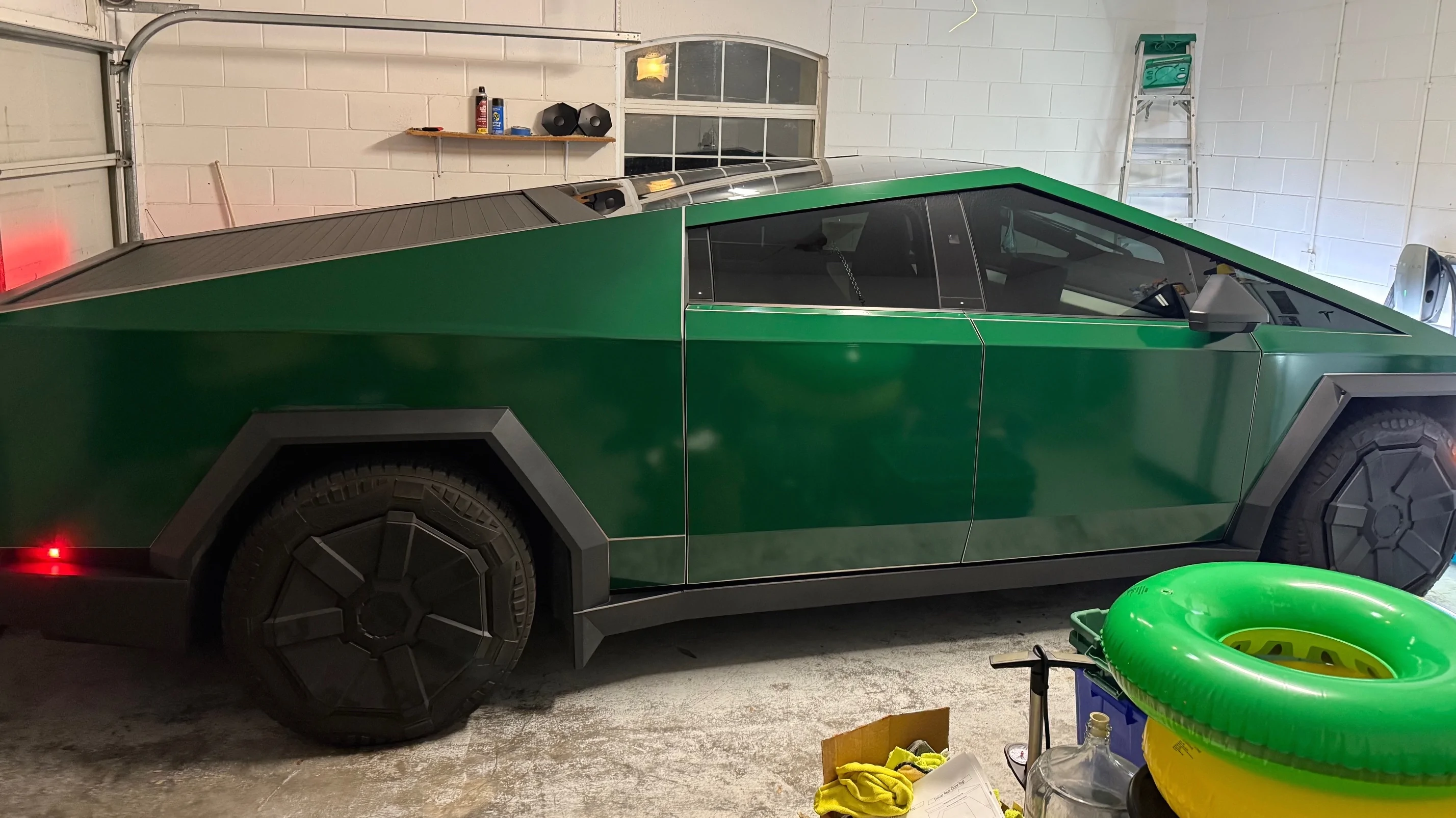 Tesla Cybertruck Gloss Green Customer DIY Install Pics [CybertruckCovers] Gloss Green
