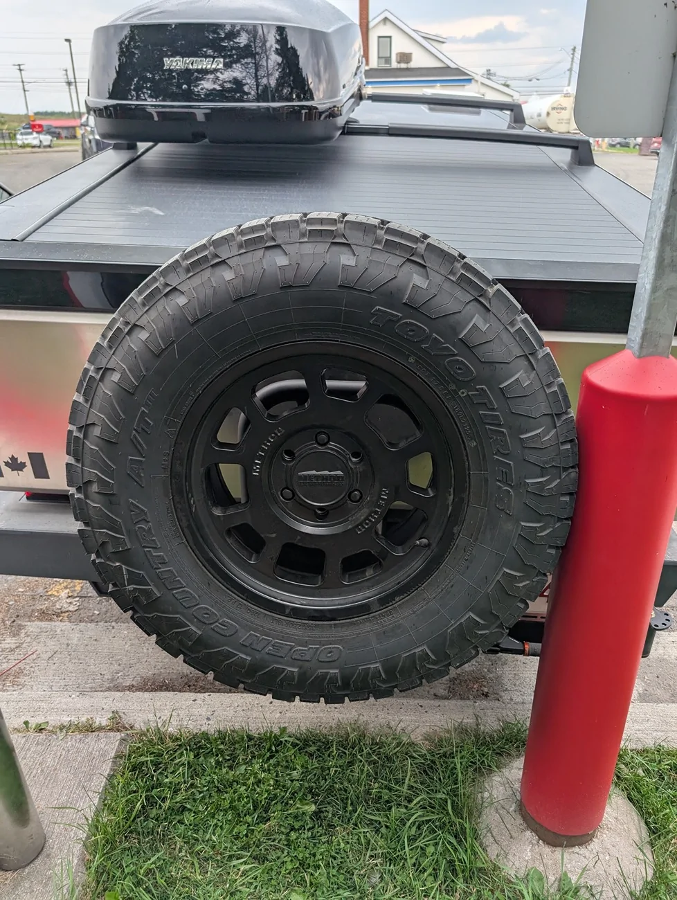 Tesla Cybertruck Spare Tire Carrier - RiGd Ultraswing Mega PXL_20250802_200017346