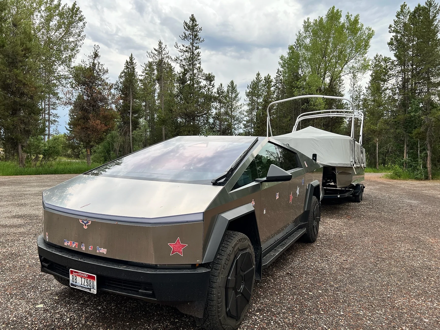 Tesla Cybertruck What Are You Hauling in your Cybertruck? 🦾 👷‍♂️ IMG_0780