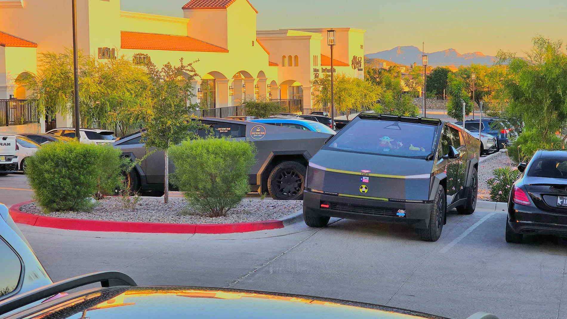 Tesla Cybertruck Daily random Cybertruck photos thread - Post Yours! 📸 🤳 20250804_193848