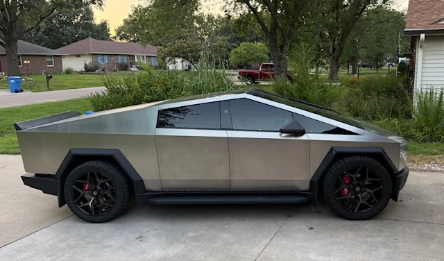 Tesla Cybertruck Daily random Cybertruck photos thread - Post Yours! 📸 🤳 FullSizeRender