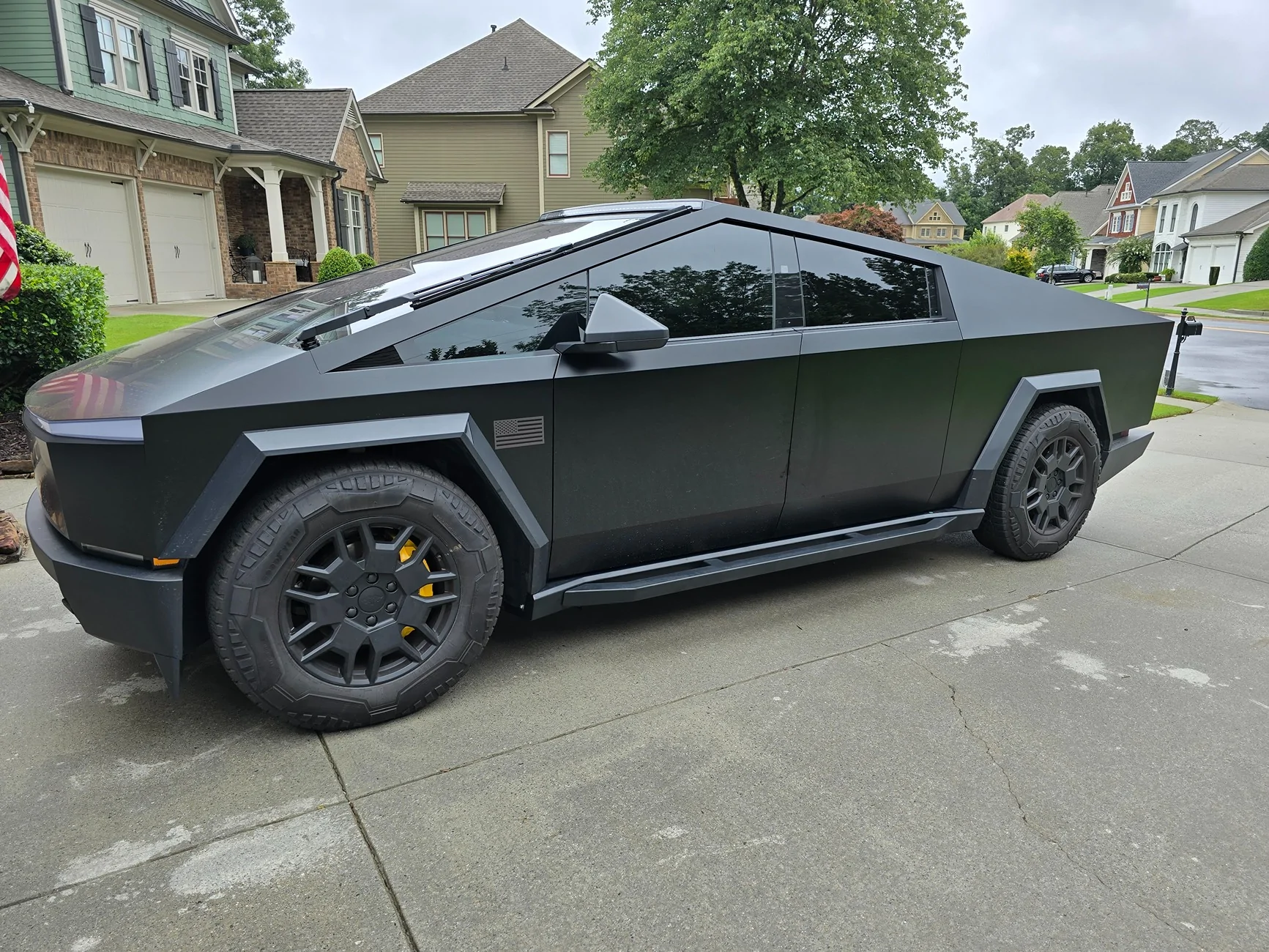 Tesla Cybertruck UP (Unplugged Performance) Rocker Panels and Sliders - Arrived & Installed 20250805_135750