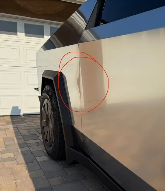 Tesla Cybertruck Help Me Decide-Service Center Work 64f0c6cf-fec0-4844-b0ef-3170fbf4d990