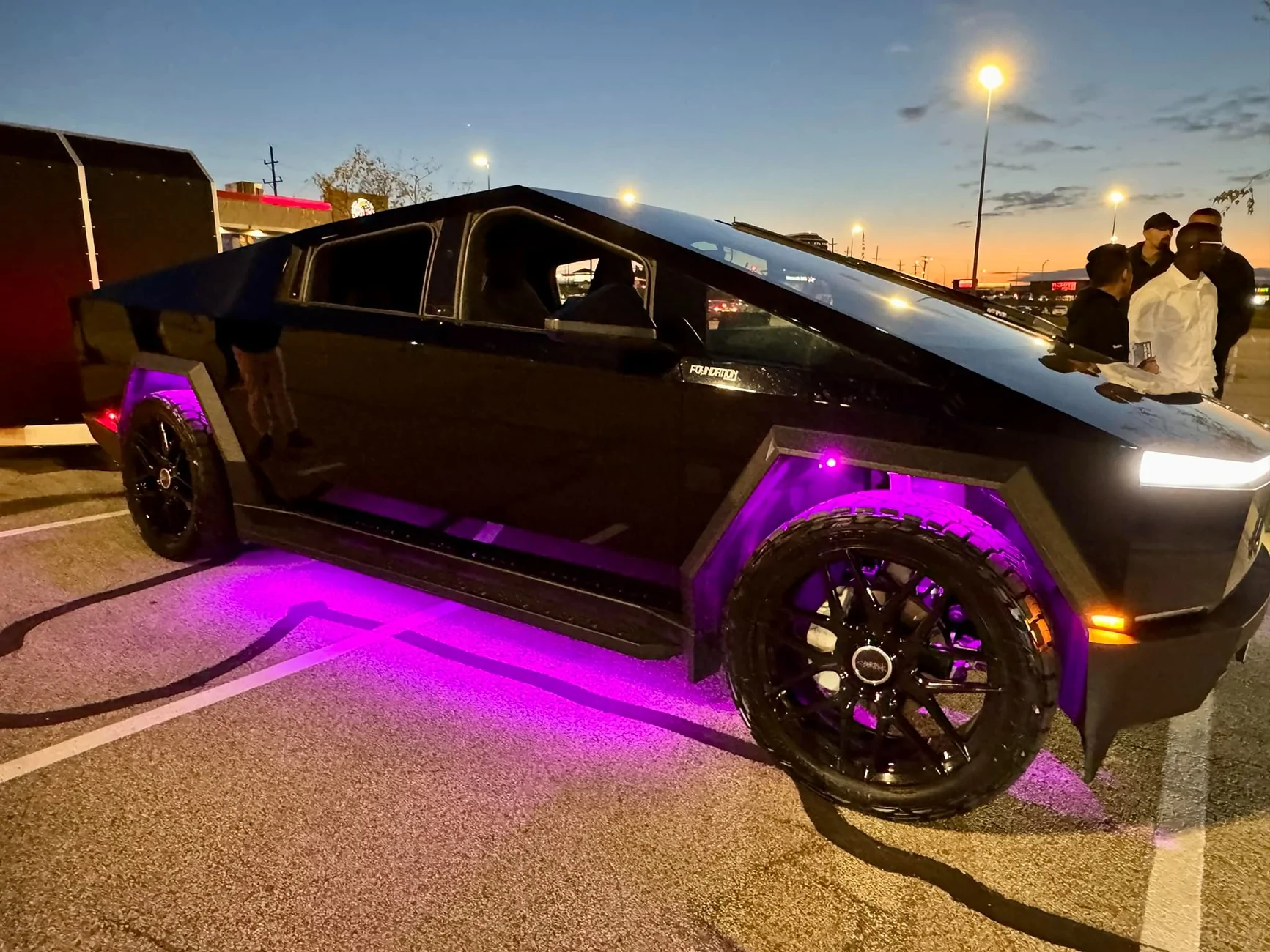 Tesla Cybertruck 📣We're Going to Electrify Expo Chicago - Who Else is Going?! lights