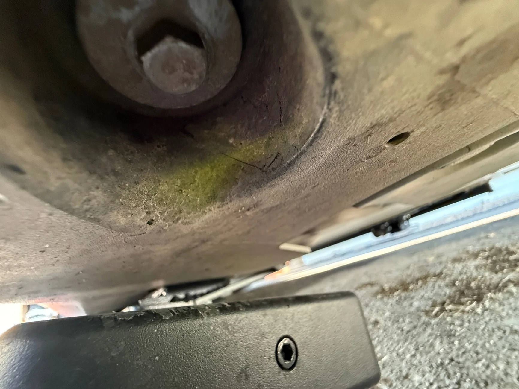 Tesla Cybertruck Powerstep (Retractable Power Running Boards) Install by Old Fat Man! IMG_1082