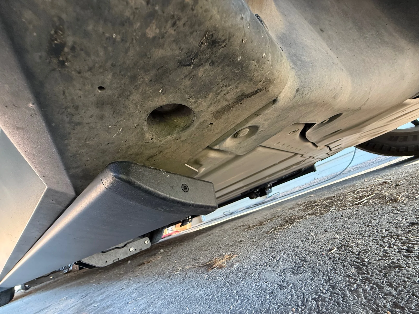 Tesla Cybertruck Powerstep (Retractable Power Running Boards) Install by Old Fat Man! IMG_1081