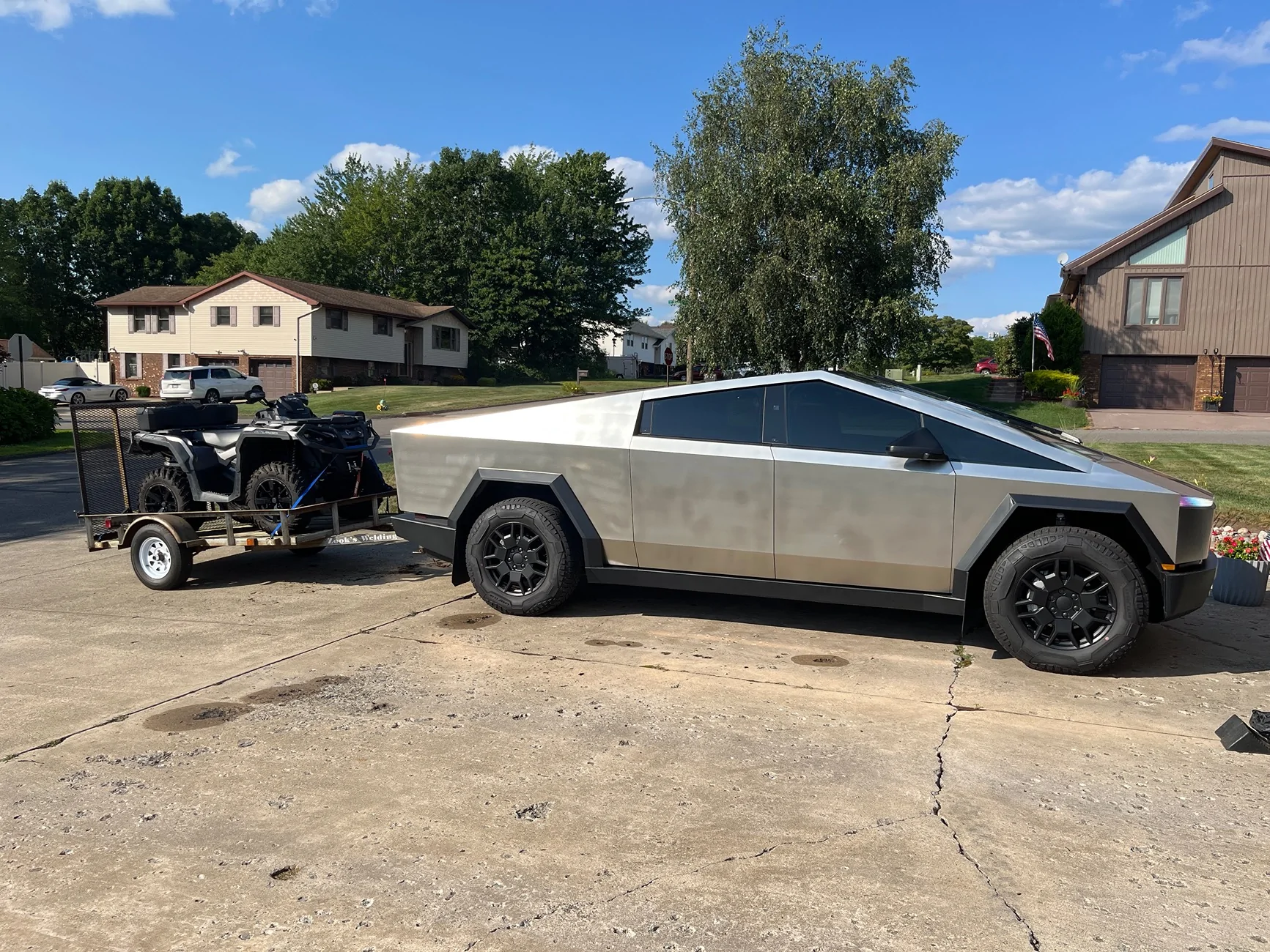 Tesla Cybertruck OEM Tesla Rock Sliders + Body Armor Skidplate (Cybertruck Terrestrial Armor Package) Released IMG_2475