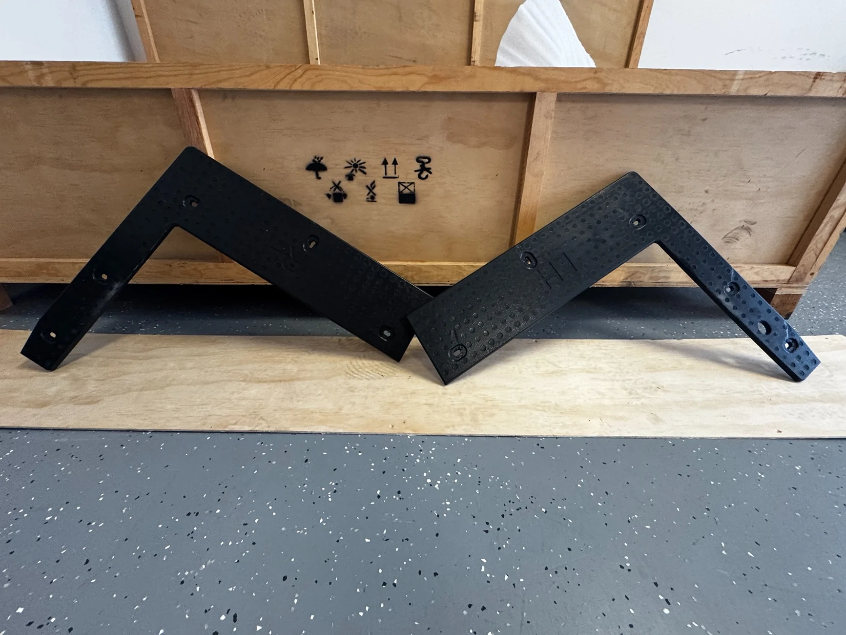 Tesla Cybertruck REAR BUMBER STOCK TRAILER HITCH, AND REAR FASCIA DIFFUSER FOR SALE IMG_0780