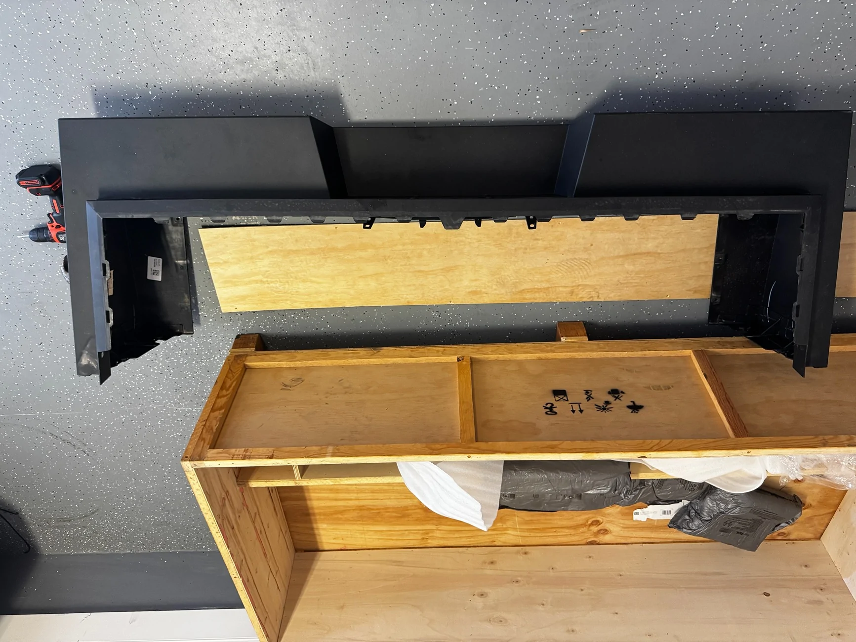 Tesla Cybertruck REAR BUMBER STOCK TRAILER HITCH, AND REAR FASCIA DIFFUSER FOR SALE IMG_0785