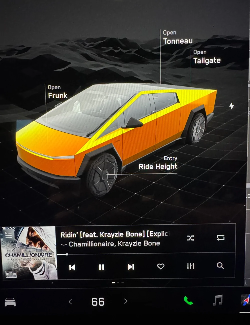 Tesla Cybertruck Wrap cleaning song? 1755274105406-s