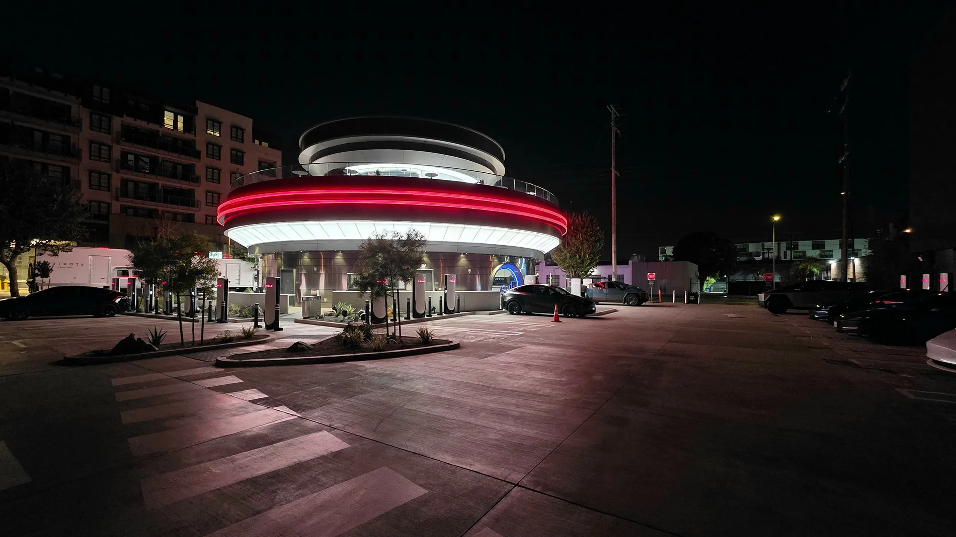 Tesla Cybertruck My Cybertruck + FSD drove from New Mexico to Tesla Diner Grand Opening. Let’s see your best Tesla Diner pics 20250818_010758