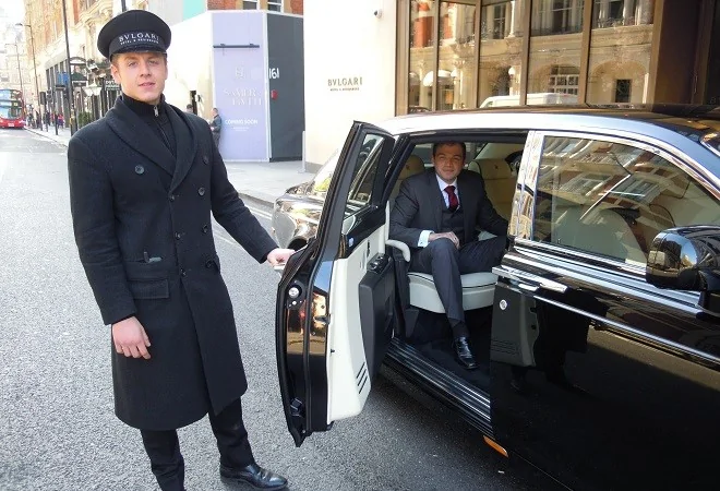 Tesla Cybertruck Pulled trigger on order and messed up! chauffeur-driven-rolls-royce-phantom