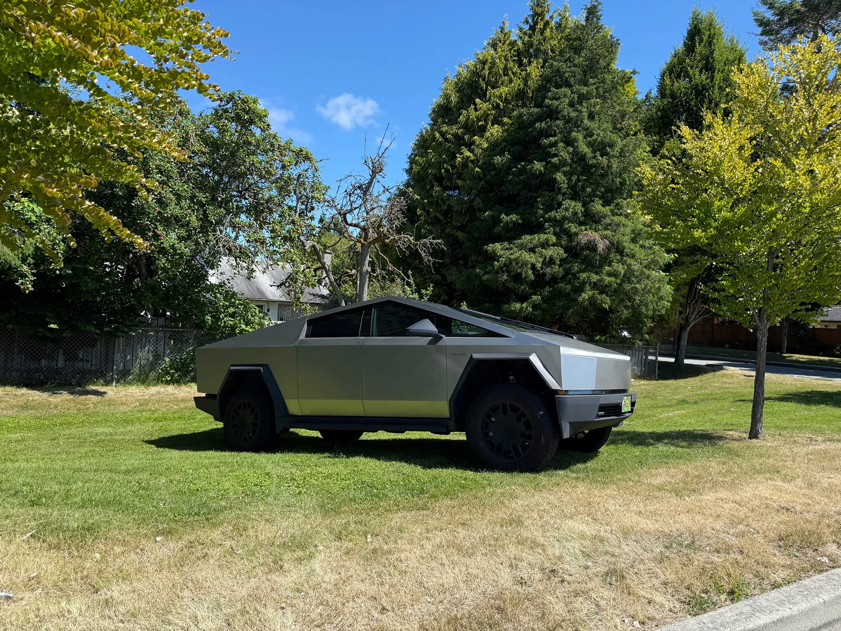 Tesla Cybertruck I’ve never felt this way… IMG_2552