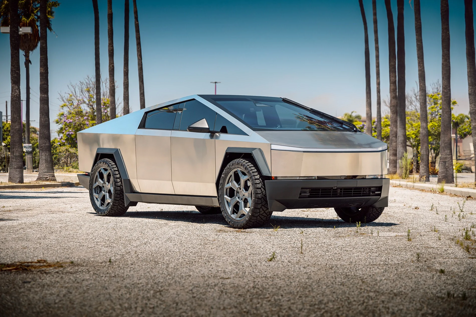 Tesla Cybertruck *** NEW PRODUCT *** Unplugged Performance - CYBRSPOKE Wheels Tesla Cybertruck UP Forged CYBRSPOKE Satin Titanium 24 Inch Wheels 3840px (12)
