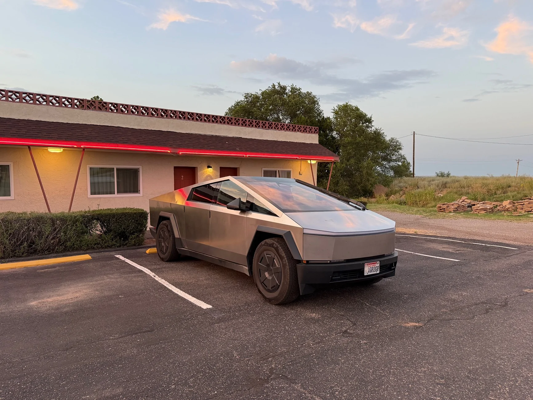 Tesla Cybertruck Daily random Cybertruck photos thread - Post Yours! 📸 🤳 IMG_6728