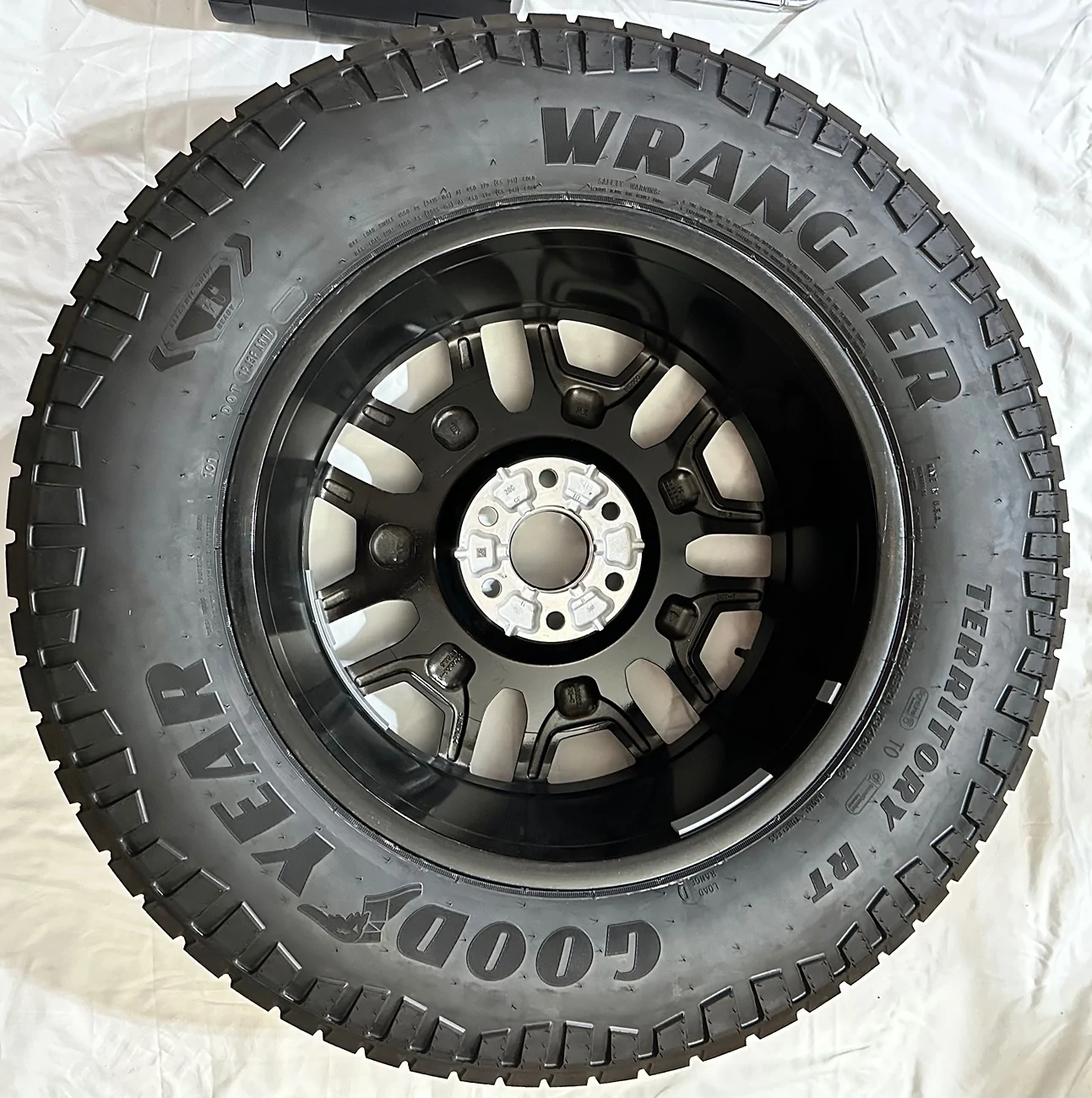 Tesla Cybertruck Spare Tire and Accessories Looking for a Good Home IMG_1604