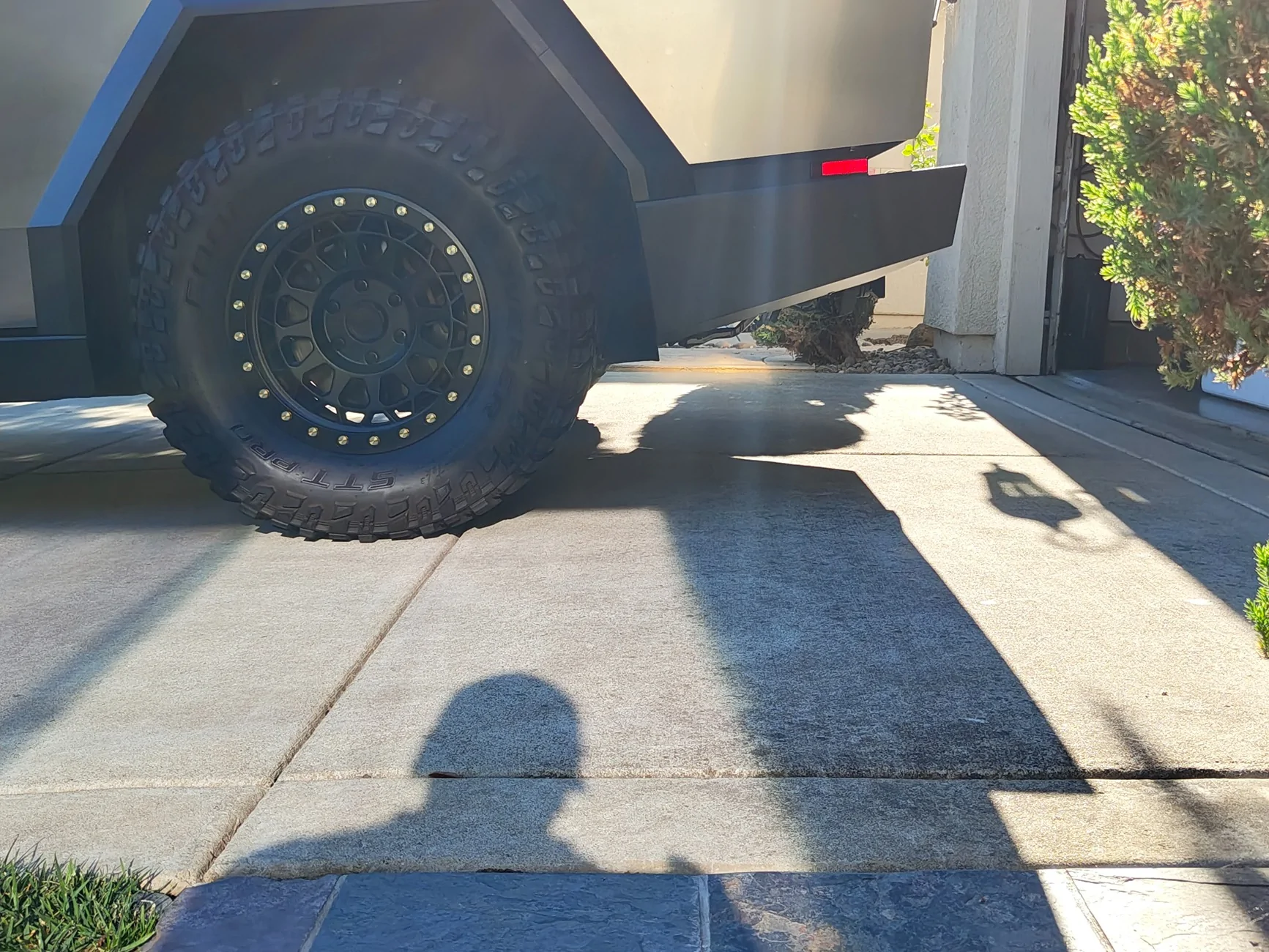 Tesla Cybertruck Rear Diffuser Removal IMG_20250822_084231974