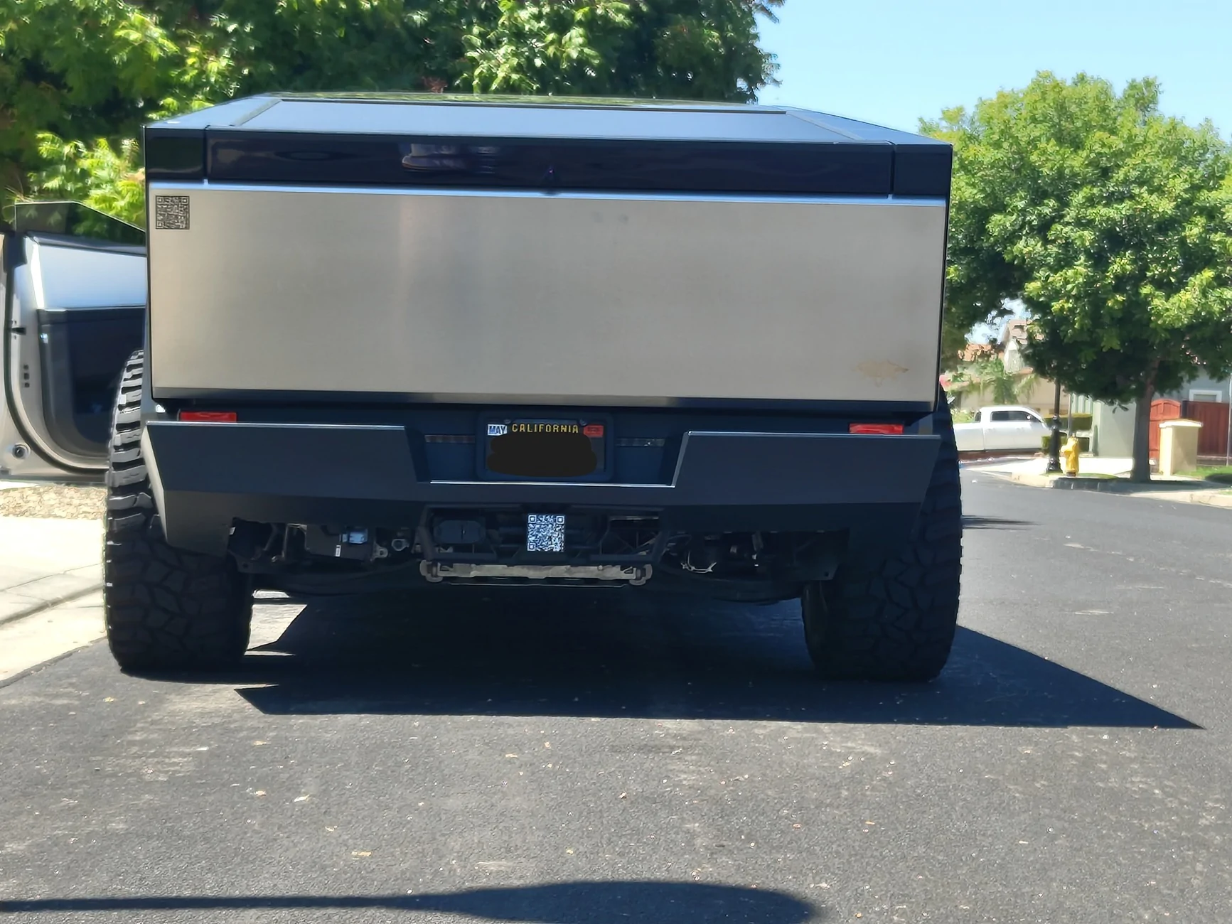 Tesla Cybertruck Rear Diffuser Removal IMG_20250822_130137384 