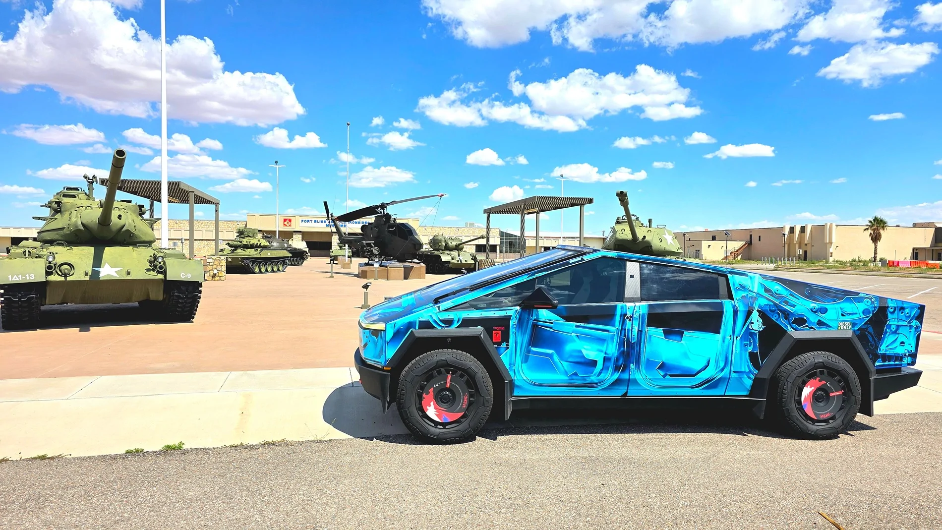 Tesla Cybertruck Daily random Cybertruck photos thread - Post Yours! 📸 🤳 20250822_145758