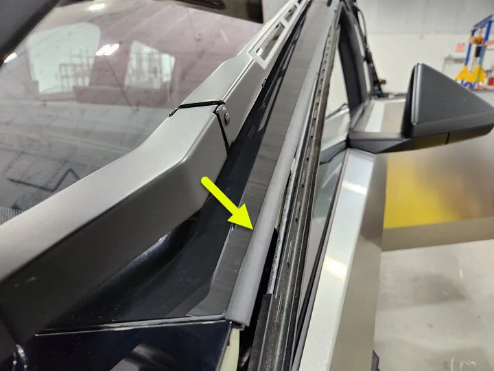 Tesla Cybertruck PSA: Windshield Seal…. You should have one GUID-7D7B707D-D3C2-4C98-BBDE-524226BE20D5-online-en-US