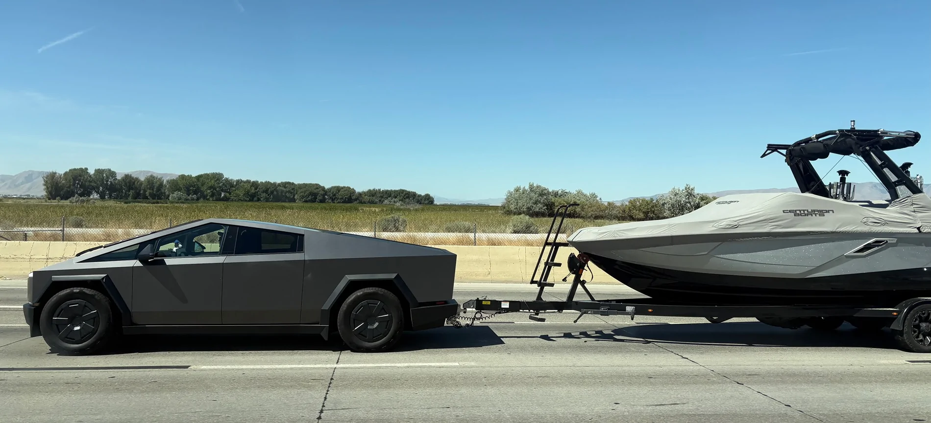 Tesla Cybertruck Towing a Boat/Dropping in Water Advice GROKStar+RI245