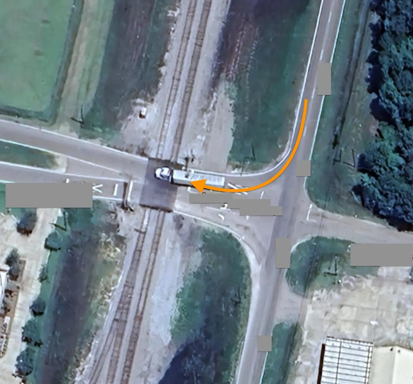 Tesla Cybertruck FSD and Railroad Crossings Rail Road FSD