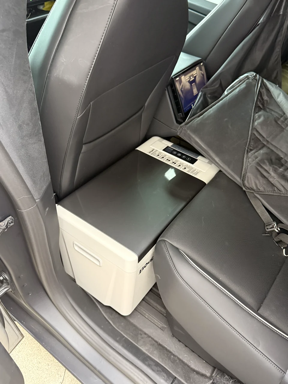 Tesla Cybertruck Fitting a Fridge in the 2nd Row (biggest size possible) IMG_5117 Larg