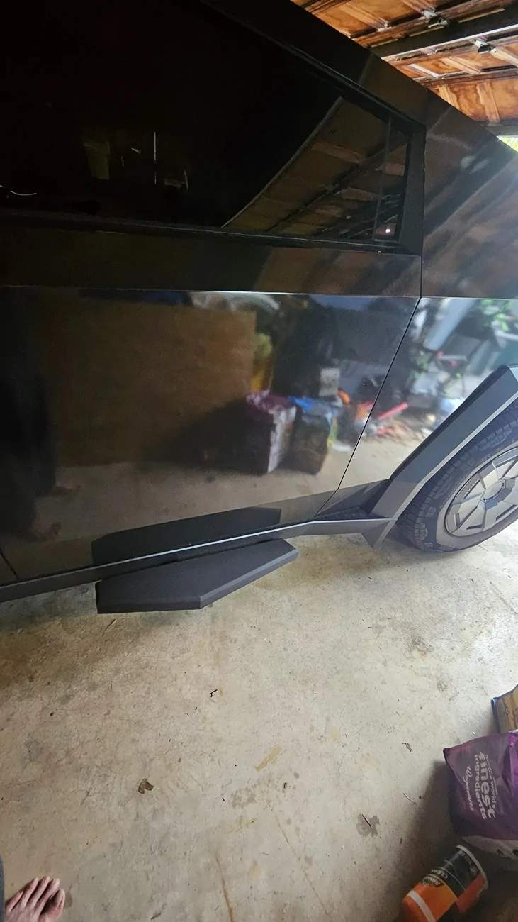 Tesla Cybertruck New Cybertruck Side Steps / Running Boards 1000017316