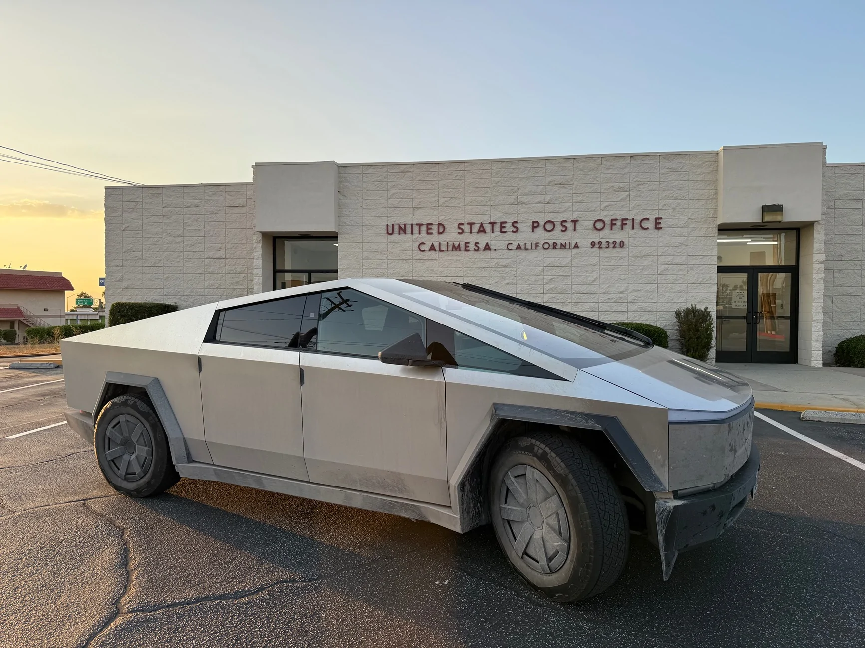 Tesla Cybertruck Daily random Cybertruck photos thread - Post Yours! 📸 🤳 IMG_7557