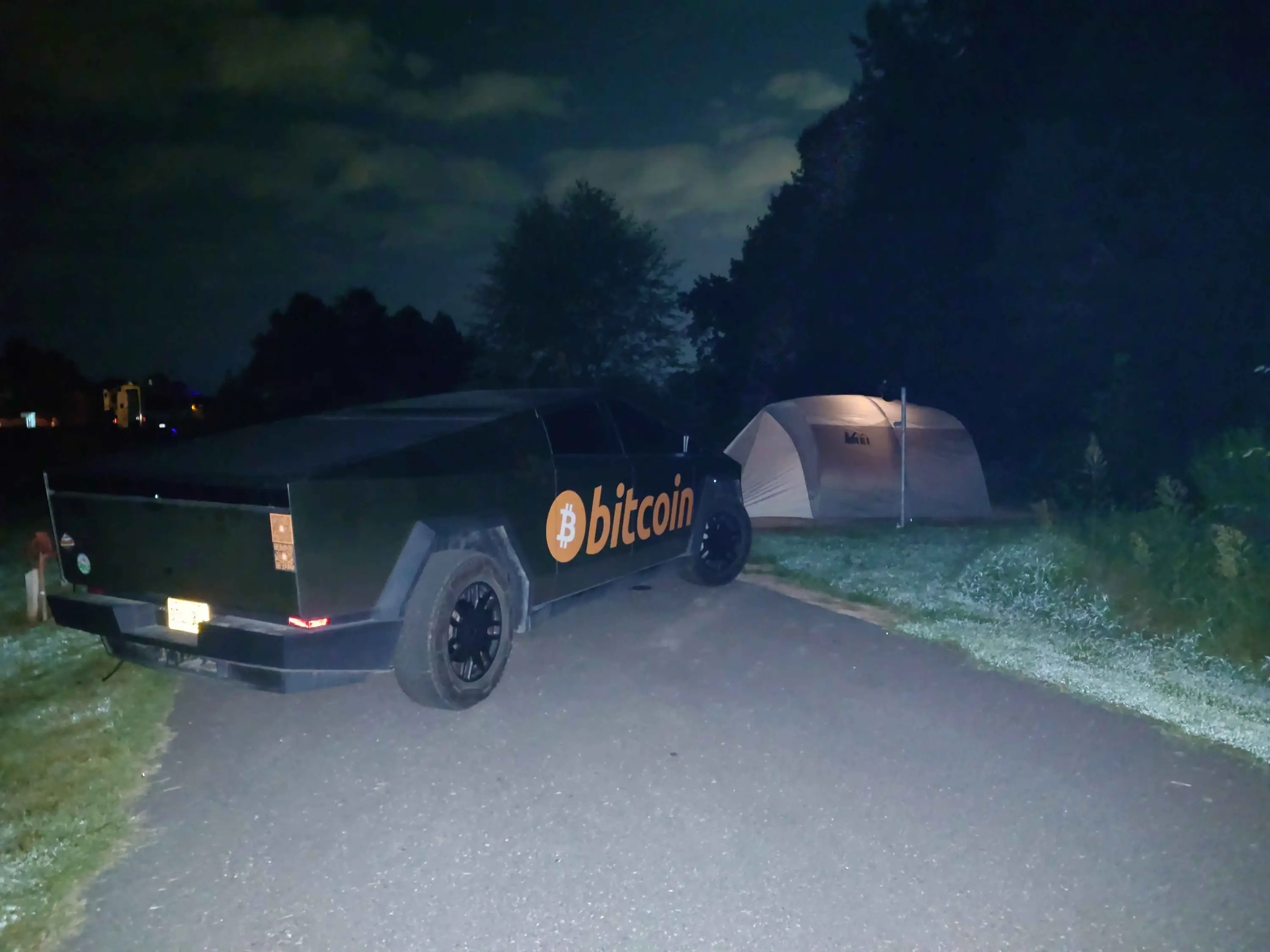 Tesla Cybertruck Daily random Cybertruck photos thread - Post Yours! 📸 🤳 20250829_233719992
