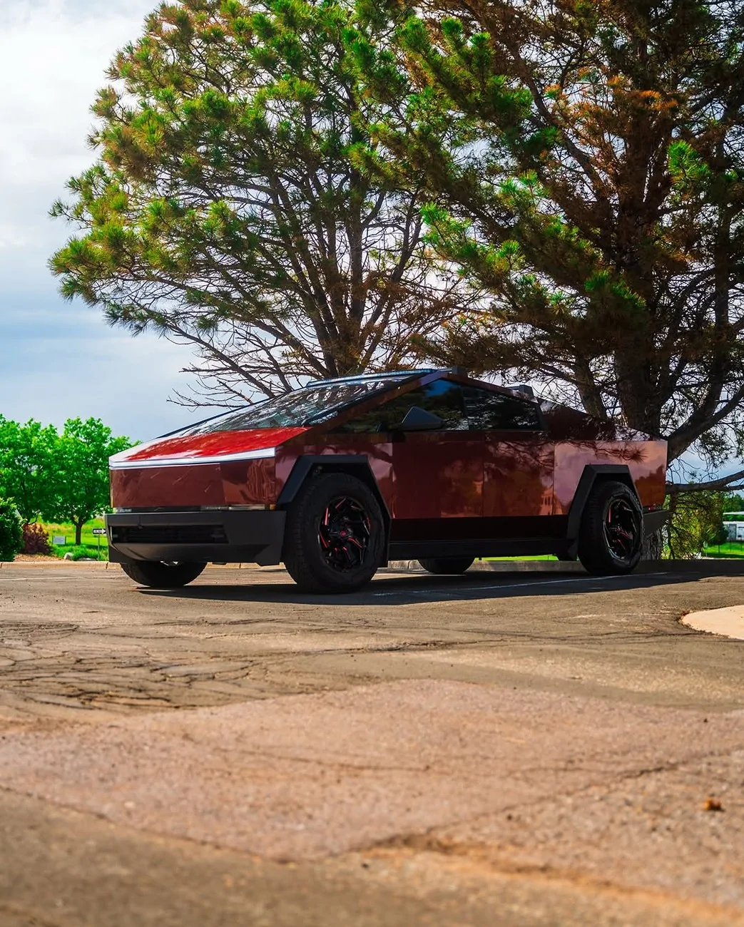 Tesla Cybertruck Pure PPF Metallic Redhood Cybertruck by Mile High Customs SaveClip.App_542226410_18396229993188927_2922263345069087251_n