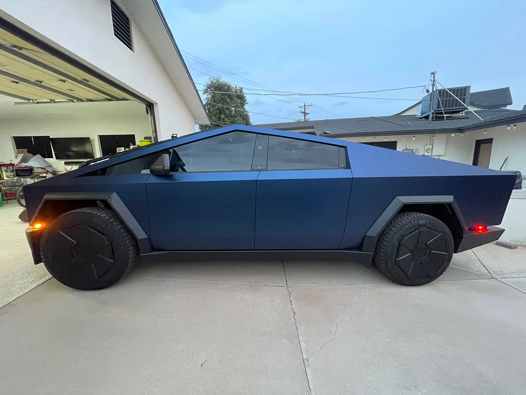 Tesla Cybertruck Matte Dark Blue 2024 Foundation CT AWD - 4,800 miles, LOADED IMG_9872