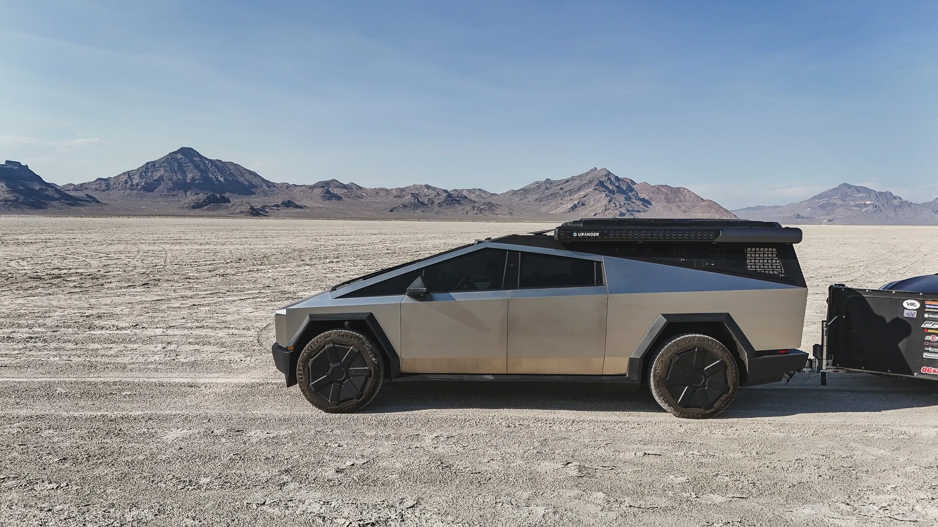 Tesla Cybertruck Introducing Urander CyberCamp Pano - 360° Panoramic Cybertruck Roof Top Tent RTT Pano-38