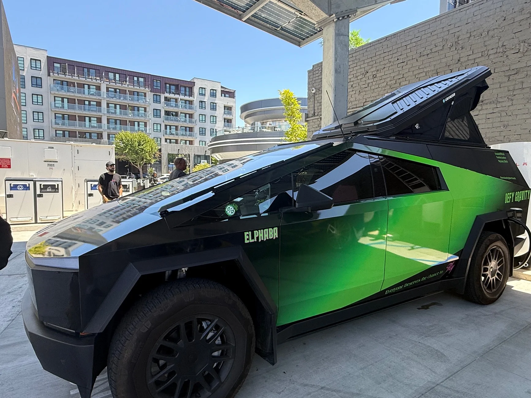 Tesla Cybertruck Introducing Urander CyberCamp Pano - 360° Panoramic Cybertruck Roof Top Tent RTT IMG_7856