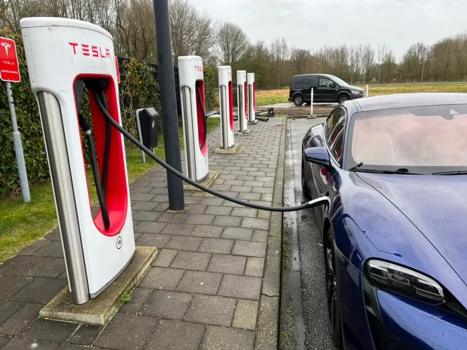 Tesla Cybertruck Get ready for more congestion! Porsches can now access Supercharger network IMG_5698