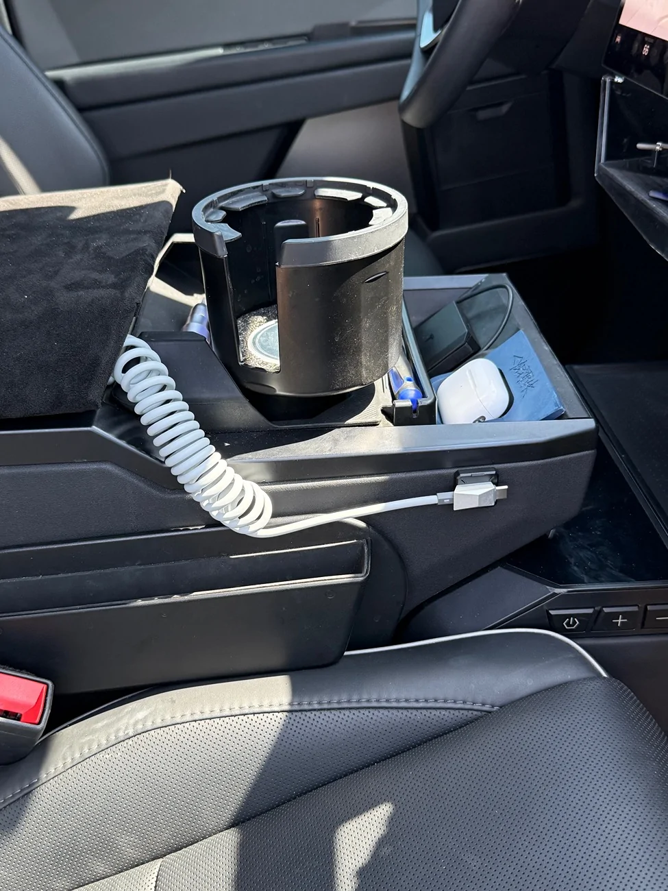 Tesla Cybertruck Show us an accessory we’ve never seen before! MFZ Challenge thread. IMG_3576