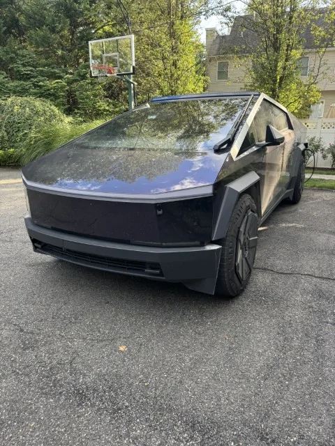 Tesla Cybertruck CyberBeast LightBar Saga: Third Time’s the Charm! CyberBeast Lightbar (2)