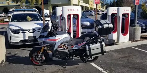 Tesla Cybertruck Get ready for more congestion! Porsches can now access Supercharger network IMG_1936